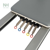 Machine de Pilates Commerciale en Aluminium avec Demi-Tourneuse, Équipement Multifonctionnel Réglable pour Studio de Yoga Personnalisé