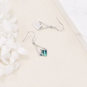 Ensemble de boucles d'oreilles et collier en acier inoxydable avec motif grain de moutarde |   La foi fait déplacer les montagnes Bijoux |   Cadeau chrétien inspirant pour femmes - Product Image 5