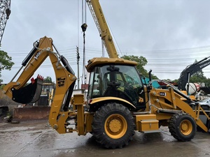 Chargeuse-pelleteuse JCB 3CX 8 tonnes, moteur Cummins, pompe MOOG, bras d'excavatrice, godet de chargeuse frontale, équipement de construction jaune 8000 kg - Product Image 3