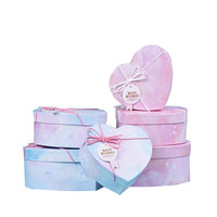 Boîte à fleurs en papier de luxe pour la Saint-Valentin Boîtes d'emballage de fleurs en forme de coeur pour la fête des mères avec fenêtre transparente en PVC
