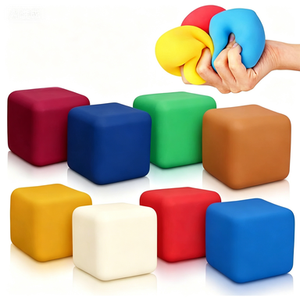 Pelota Antiestrés de PU con Forma de Estrella Pequeña, Juguete de Agarre con Cinco Puntas para Niños de 5 a 7 Años - Product Image 4