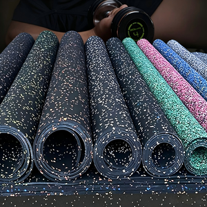 Rouleau de revêtement de sol en caoutchouc haute densité antidérapant, durable, absorbant les chocs, tapis de sol sportif moucheté pour centre de fitness intérieur - Product Image 1