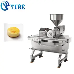 Filling Machine On Cake Spread chocolates tomato sauce or Cream For cake Factory