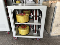 Stabilisateurs de tension automatiques monophasés à servomoteur SVC en cuivre AC 5kva 10kva 15kva 20kva 220V 110V