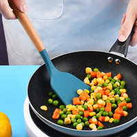Spatule de cuisine en silicone antiadhésive avec manche en bois, ustensiles de cuisine, spatule de cuisine en silicone de qualité alimentaire, pelle