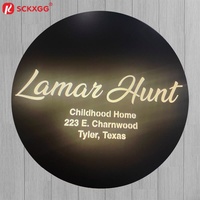 Enseigne circulaire rétroéclairée en métal brossé avec logo personnalisé à LED chaude pour la décoration de salons, spas et magasins