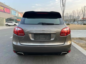 El 2014 Porsches <span class=keywords><strong>Cayenne</strong></span> 3,0 T Platinum Edition Usado Gasolina 5 plazas SUV Está Equipado con Asientos de Cuero y Techo Solar Panorámico - Product Image 5