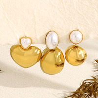 Boucles d'oreilles pendantes tendance YF8333 en forme de cœur, clous d'oreilles en perles, bijoux pour femmes, plaqué or 18 carats, acier inoxydable imperméable