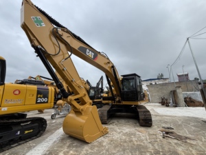 Excavadora Usada Caterpillar CAT324D2L Original de 24 Toneladas, Modelo 2021 de Alta Calidad, Lista para Enviar - Product Image 2