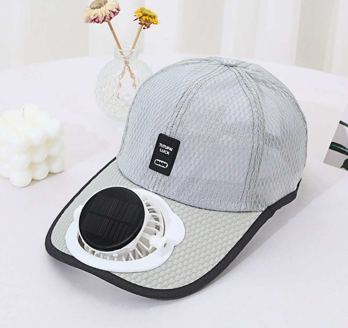 Solar powered Baseball cap white