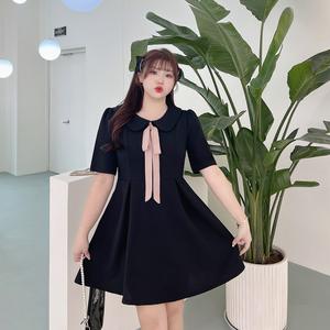 เดรสไหมพรมสีดำสำหรับผู้หญิง รุ่น Runqi N8536 แต่งโบว์ สีพื้น สไตล์นักศึกษา ไซส์พลัส ช่วยเก็บทรงเอวให้ดูเพรียว - Product Image 1