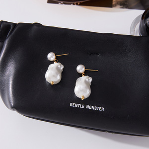 Boucles d'oreilles pendantes en perles baroques irrégulières en acier inoxydable 18K pour femmes, à porter au quotidien - Product Image 4