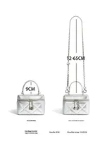 Sac à bandoulière mini pour femme en cuir véritable avec fermeture éclair, style urbain et simple, fabrication ODM&OEM 2026