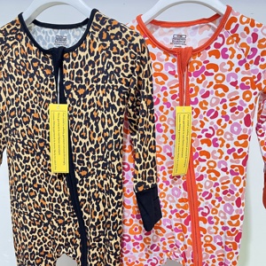 Set <span class=keywords><strong>di</strong></span> Vestiti per Neonati 0-3 Mesi, 95% Viscosa <span class=keywords><strong>di</strong></span> Bambù 5% Spandex, Pigiami Stampati per Bambini a Tema Quarto <span class=keywords><strong>di</strong></span> <span class=keywords><strong>Luglio</strong></span> - Product Image 6