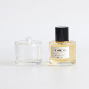 Venta al por mayor de fábrica: Botella de perfume cilíndrica de vidrio transparente vacía de 30ml/50ml/100ml con pulverizador de bomba a presión y tapa con filtro. - Product Image 2