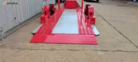 Remorque à plateau hydraulique sur mesure avec support de roue de secours, chargement facile pour voitures de course et voitures modifiées à profil bas
