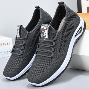 รองเท้าผ้าใบกีฬาลำลองสำหรับผู้ชายรองเท้าวิ่งแบบนุ่มใส่เดินแบบใช้แล้วทิ้งมีคุณสมบัติเพิ่มความสูง - Product Image 4