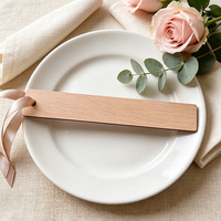 Individuelles Design, Lasergravierte Holz-Hochzeitsetiketten, Personalisierte Lesezeichen mit Sitzplatzkartenfunktion, DIY-Geschenke