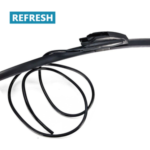 Balais d'essuie-glace avant OE Exact Fit avec buse de lavage pour DAF LF/ MERCEDES-Benz Vito - Product Image 2