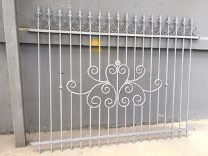 Tùy Chỉnh Trang Trí Rèn Sắt Hàng Rào Tấm Spear Top Kim Loại Mạ Kẽm Hàng Rào Bảng Điều Chỉnh Thiết Kế - Product Image 5