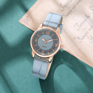 Reloj de cuarzo minimalista con correa de cuero para mujer – Elegante reloj de pulsera de moda con esfera redonda - Product Image 1