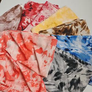 ผ้าคลุมศีรษะมุสลิมแบบผ้าชีฟองมุกย้อมสีแบบไท-ได ระบายอากาศได้ดี ผ้าคลุมไหล่ลายหินอ่อนไล่สีแบบออมเบร ผ้าพันคอแฟชั่นทรงสี่เหลี่ยมสำหรับฤดูร้อน รับทำโลโก้ตามสั่ง - Product Image 2