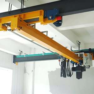 Grue à flèche murale robuste pour équipement de fabrication, disponible en ligne pour les usines - Product Image 1