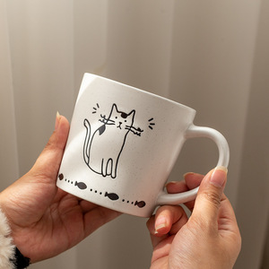 Taza <span class=keywords><strong>de</strong></span> Cerámica Blanca con Diseño <span class=keywords><strong>de</strong></span> Gato Pintado a Mano, Apta para Microondas, para <span class=keywords><strong>Café</strong></span>, Desayuno, Estudiantes, Parejas, Uso Doméstico - Product Image 4