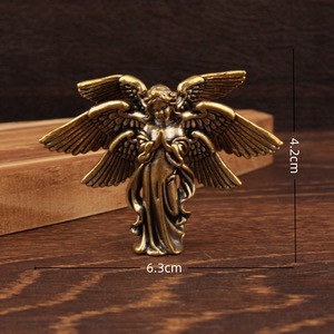 รูปปั้นทองเหลืองนางฟ้าหกปีก 6.3 ซม. x 4.2 ซม. ของตกแต่งบ้านบนโต๊ะ - Product Image 1