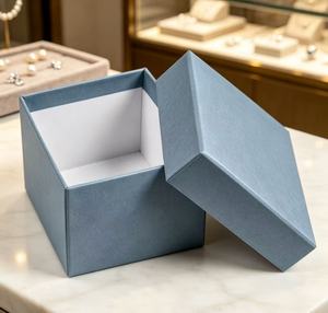 Boîte cadeau rigide personnalisée en carton avec couvercle pour bijoux et montres - Product Image 3