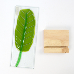 Ornement en verre fusionné artisanal, sculpture en verre faite à la main avec base en bois pour la maison ou comme cadeau - Product Image 3