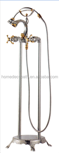 Grifos de Baño Romanos de Lujo con Rociador de Mano Tipo Teléfono HD-9069 para Bañera Independiente con Patas de Gato y Montaje en Suelo - Product Image 4