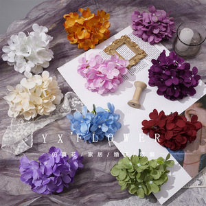 Têtes de fleurs d'hortensia Yixuan, 35 pièces, fleurs artificielles en soie, haute simulation, pour décoration de mariage, accessoire pour cheveux, accessoire de photographie - Product Image 1