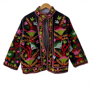 Veste d'hiver réversible en velours brodé pour femme, motif floral, col en V, manches classiques, écologique, respirante, automne, prairie - Product Image 3