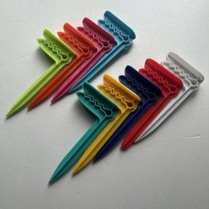 Beach Towel Clips - Windproof Clamps for Beach Chairs, Sun Loungers & Picnic <b>Blankets</b> - Product Image 3