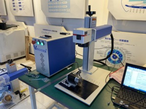 Macchina per Incisione Laser CNC Portatile <span class=keywords><strong>Mr</strong></span> Carve C1 5W 80*80mm per Legno, Plastica, Bambù, Pelle - Mini Marcatrice Laser - Product Image 4