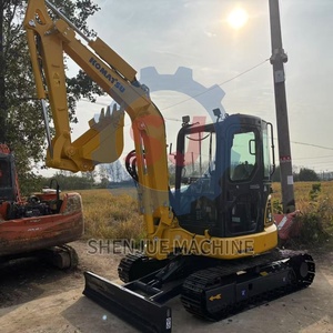 Mini-excavatrice Komatsu PC40 de 4 tonnes d'occasion importée du Japon de haute qualité, excavatrice hydraulique en bon état, prête à l'emploi, faible nombre d'heures de fonctionnement - Product Image 4