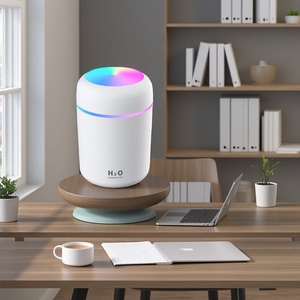Diffuseur d'aromathérapie LED portable pour la maison, mini humidificateur USB silencieux à brume froide pour voiture - Product Image 1