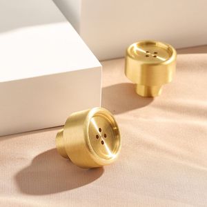 Manopole per armadietto con porta in ottone massiccio a bottone rotondo tirare le manopole per cassetti dell'armadio per mobili in ottone a foro singolo - Product Image 2