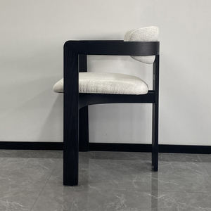 Sillón de comedor de madera de fresno macizo negro moderno nórdico de diseñador 2024, silla de comedor de restaurante con tapicería de tela blanca - Product Image 3