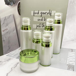 Matte Black <strong>Injection</strong> <strong>Plastic</strong> Lotion Bottle With Pump 120ml 100ml 35ml Fine Mist Spray Bottle Set for Skin Care - Product Image 5