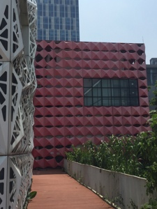 Paneles perforados de aluminio cortados con láser modernos para revestimiento de fachadas exteriores de edificios, anodizados y anticorrosivos - Product Image 3