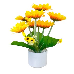 Fleur artificielle en soie Jinhe, tournesol à 7 têtes, pour décoration de mariage et de maison - Product Image 4