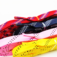 Vente en gros emballage de lacets de chaussures personnalisés OEM Lacets de chaussures de patin de hockey à roulettes sur glace cirés plats de couleur large et creux personnalisés