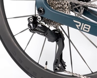 2026 Yeni Model R18 Fabrika Fiyatı TWITTER Karbon Fiber Jantlı R8170/R7170-24S 105 DI2 700C Üst Düzey Yetişkin Yol Bisikleti