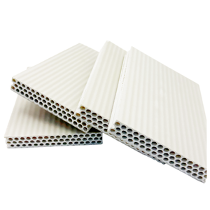 Panneaux <span class=keywords><strong>de</strong></span> <span class=keywords><strong>coffrage</strong></span> durables <span class=keywords><strong>de</strong></span> 18 mm d'épaisseur pour travaux <span class=keywords><strong>de</strong></span> coulage <span class=keywords><strong>de</strong></span> béton, panneau <span class=keywords><strong>de</strong></span> <span class=keywords><strong>coffrage</strong></span> <span class=keywords><strong>en</strong></span> béton pp <span class=keywords><strong>de</strong></span> 18 mm - Product Image 1