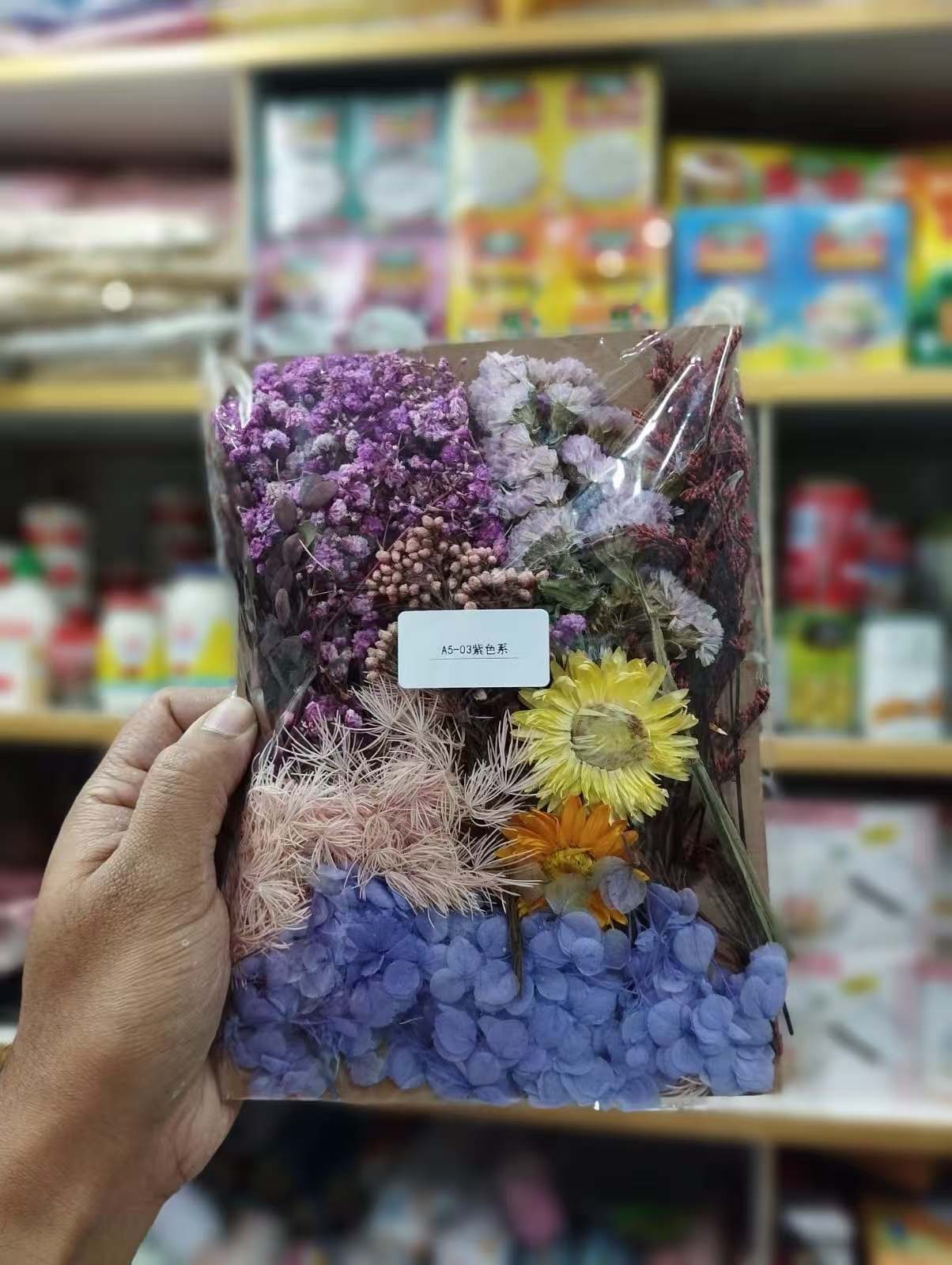 Purple-01 press flowers board