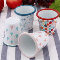 Mug de camping en émail vintage avec logo personnalisé, capacité de 350 ml, compatible micro-ondes et lave-vaisselle, emballage cadeau, design moderne avec couvercle