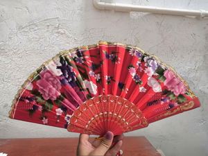 Abanicos Plegables Florales para Mujeres y Niñas, Estilo Español para Bodas, 23x42cm, Multicolores, Duraderos, Portátiles, de Plástico - Product Image 5