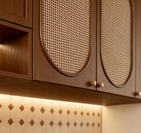 Französisches Massivholz-Modul-Sideboard mit Verstellbaren Regalen und Erhöhten Paneeltüren, Umweltfreundliches Design, Stabile Konstruktion für das Wohnzimmer